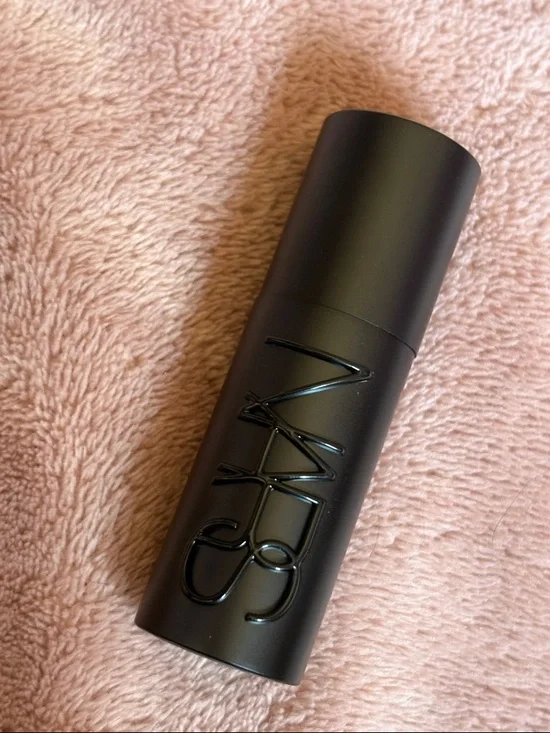 NARS Explicit Lipstick - Picture 7 of 9